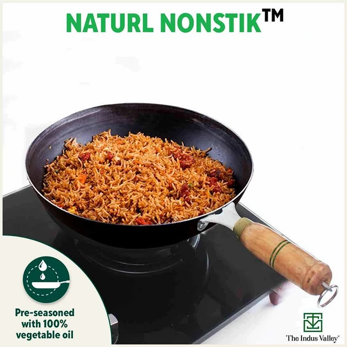 100% Pure Iron Wok 2.2/4.2L with Wooden Handle, Toxin-free Sheet Iron, Pre-seasoned 1/1.5kg
