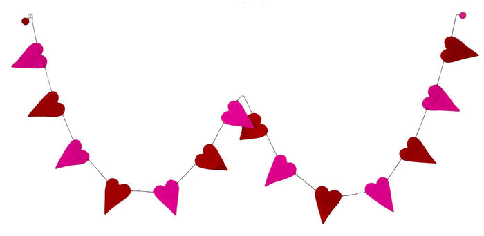 60" Felt garland, PINK HEARTS