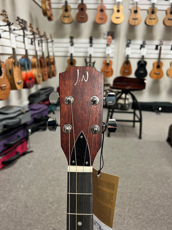JN Guitars Cask Puncheon Cigar Box Resonator Baritone Ukulele w/Case