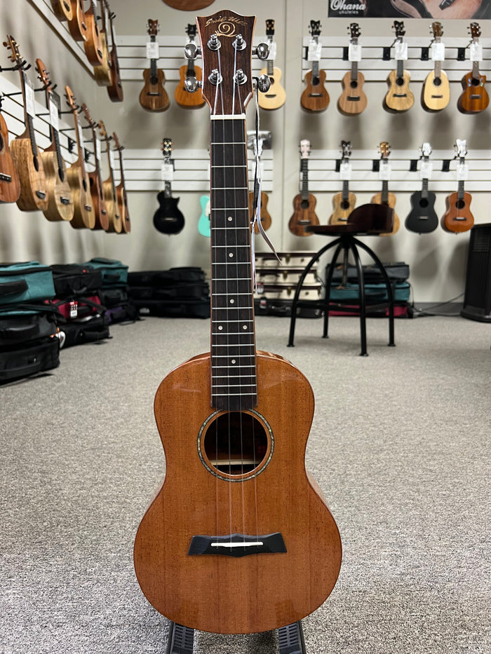 SNAIL SUT-M1 Mahogany Tenor Ukulele w/Case - Gloss