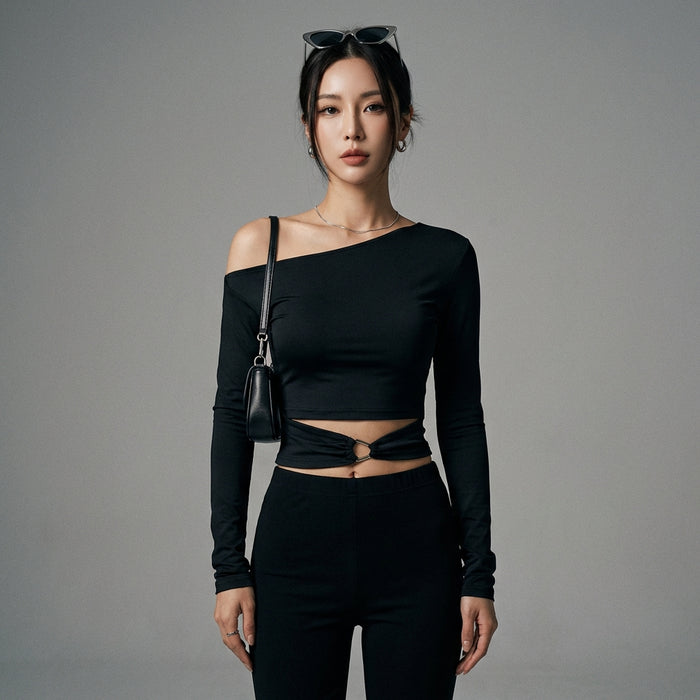 T-shirt court noir asymétrique manches longues - Mode Coréenne Femme - Taille XS