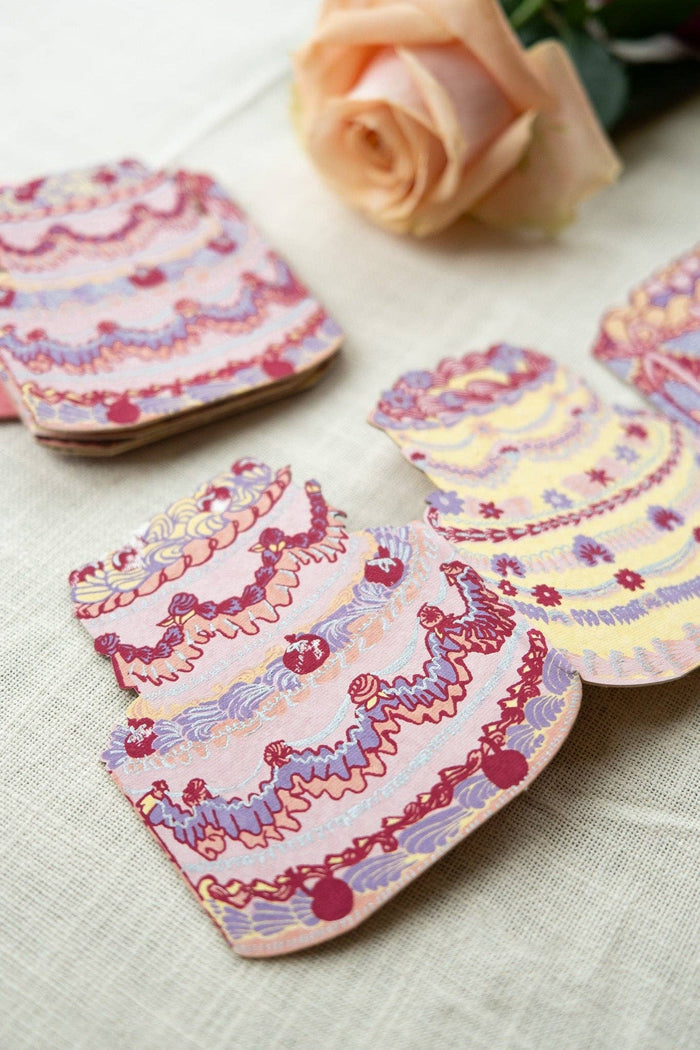BIRTHDAY CAKE CONCERTINA GREETING CARD