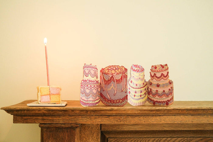 BIRTHDAY CAKE CONCERTINA GREETING CARD