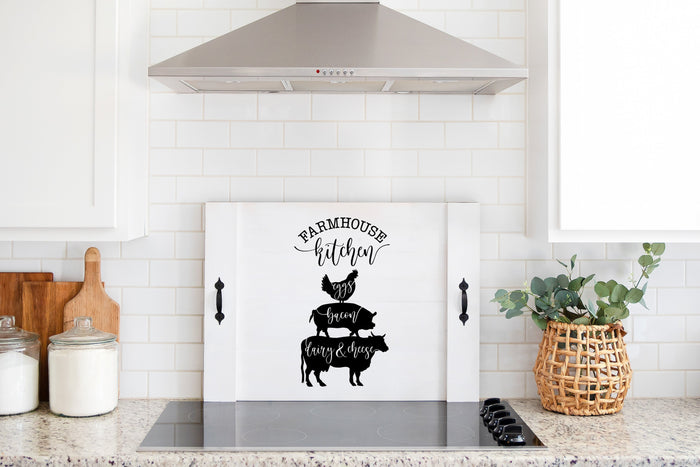 "Farmhouse Kitchen" w/Animals