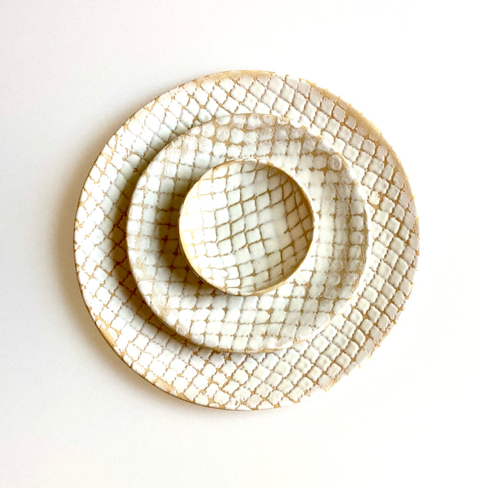 Eggshell Wash Place Setting, 3 Piece