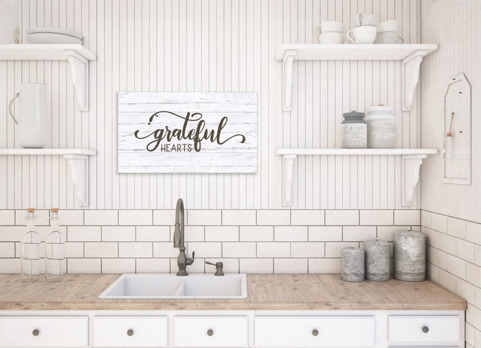 Grateful Hearts 24" x 14" Pallet
