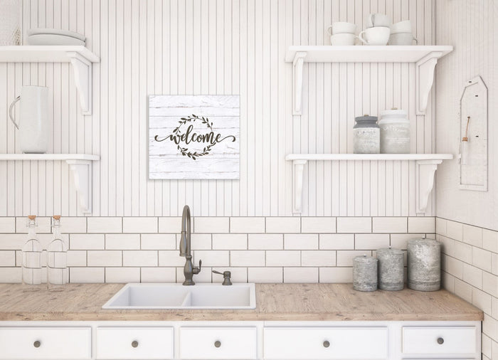 Welcome Wreath 14" x 14" Pallet