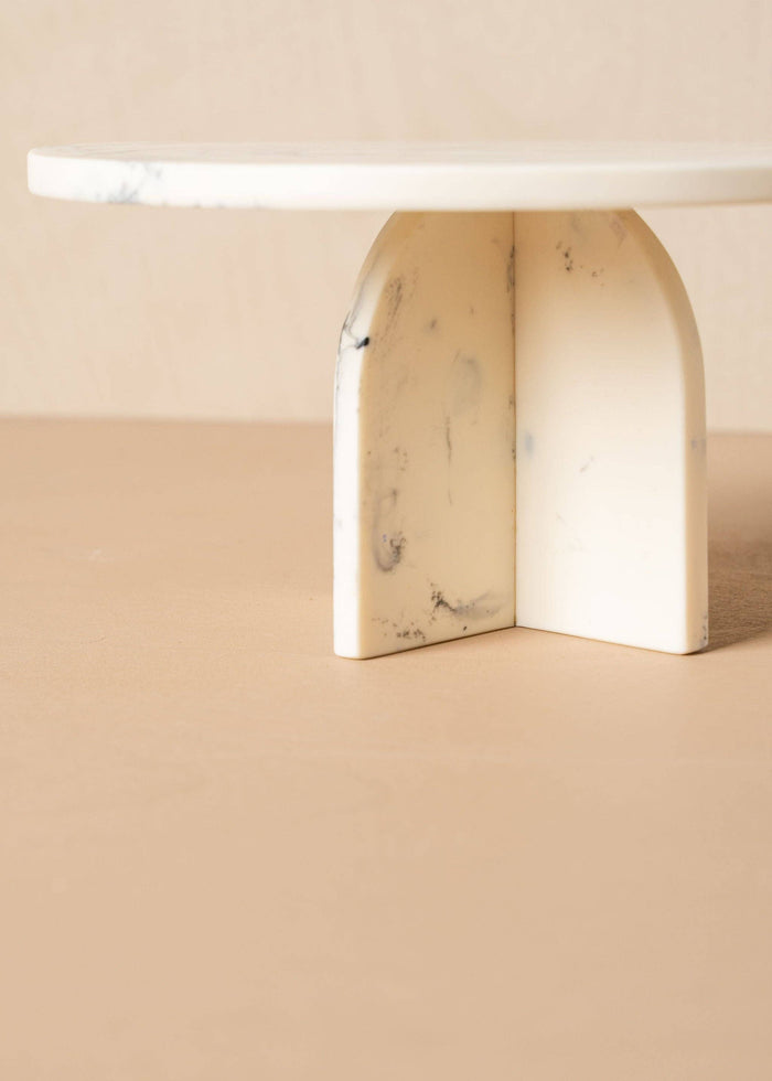 Flow Cake Stand