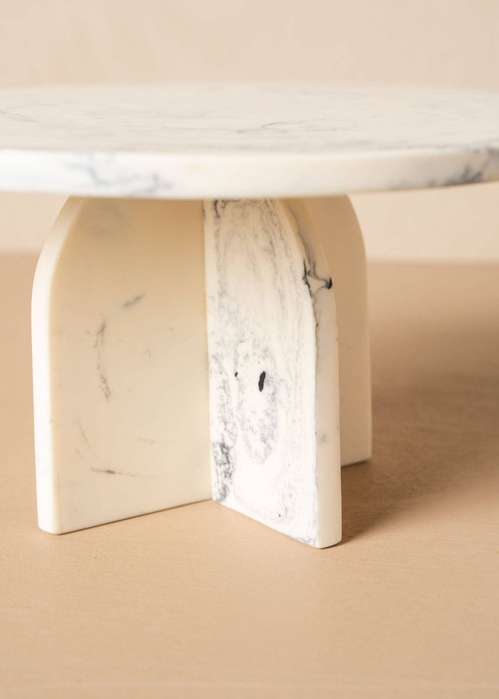 Flow Cake Stand