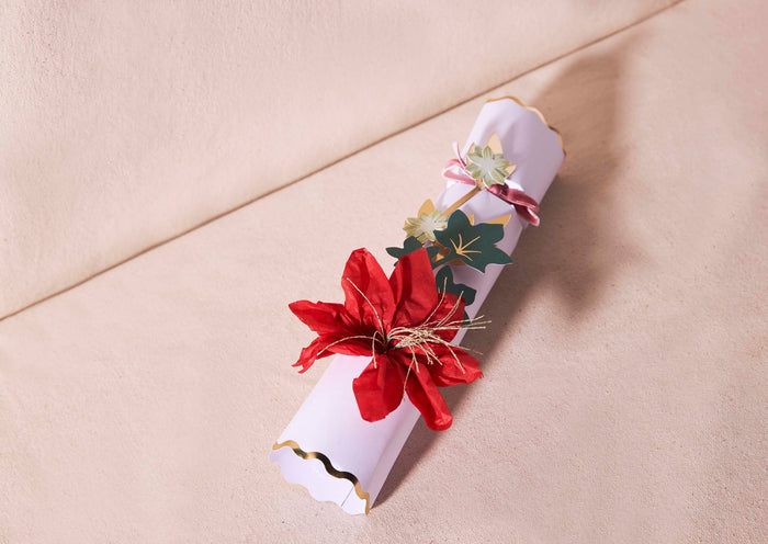 Holiday Floral Crackers, Set of 6