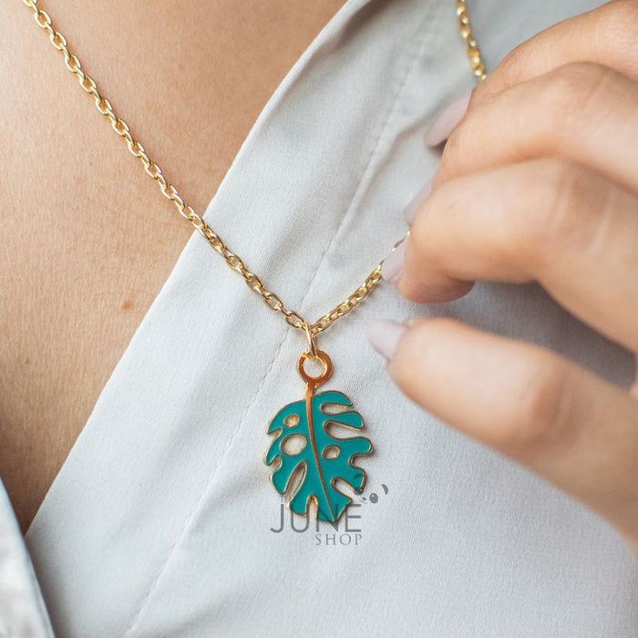 Leaf Pendant - Necklace Necklace June Trading