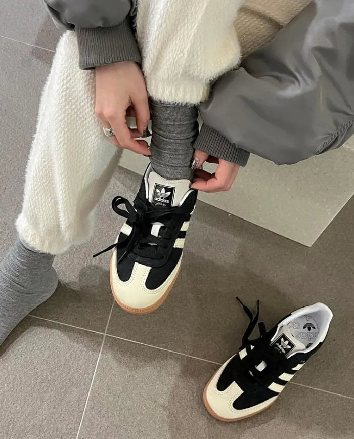 Adidas Samba OG "Core Black & Wonder White"