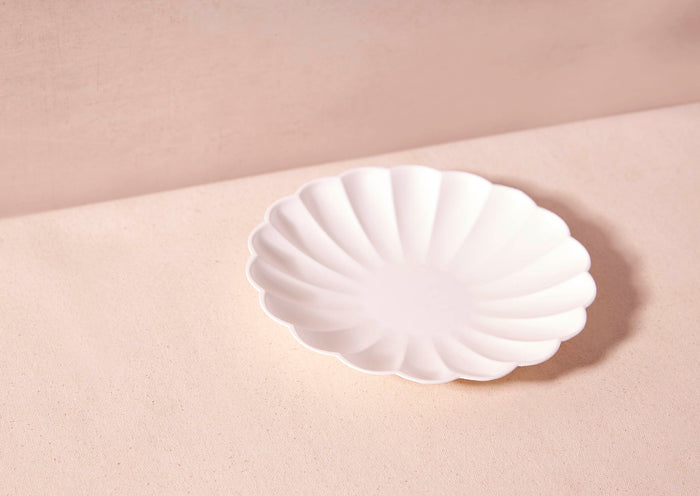 Small Scalloped All-Natural Plates, Set of 8