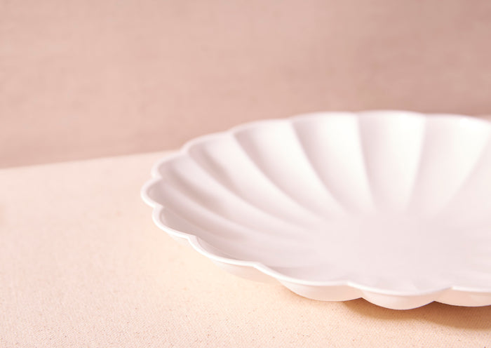 Small Scalloped All-Natural Plates, Set of 8