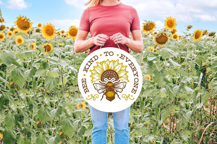Be Kind to Everyone 18" Round