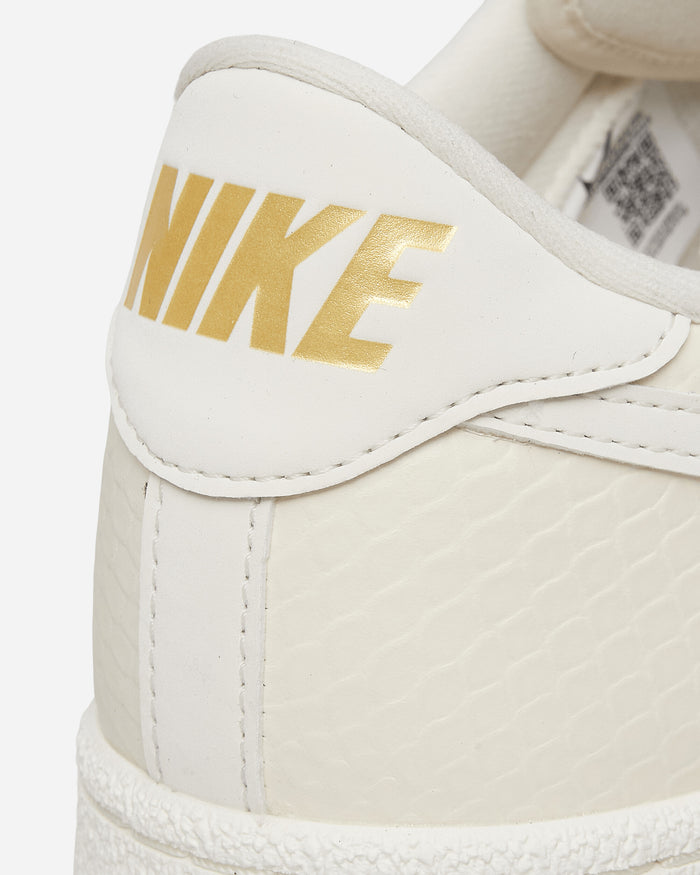 Nike Tennis Classic Cs Prm Wtch Bnd Pale Ivory/Pale Ivory-Pale Ivo Sneakers Low IQ5786-100