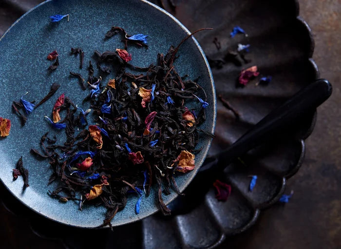 The Queen’s Guard Tea Blend, Yellow Traveler Caddy