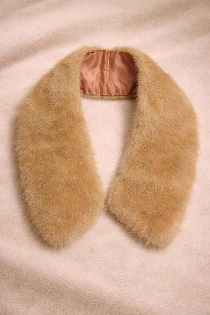 Vintage Blonde Mink Collar